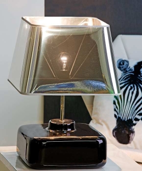 Lampe "Unit" – Keramik, Schwarz und Chrom, Modernes Design | Blütenträume
