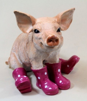Schwein brombeer mit Gummistiefel