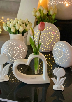 Tiziano Schmale Keramik Kugel Celio mit LED: Zeitlose Eleganz für Dein Zuhause