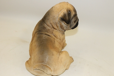 Wunderschöner sitzender Mops – Handbemalt, 22 cm hoch