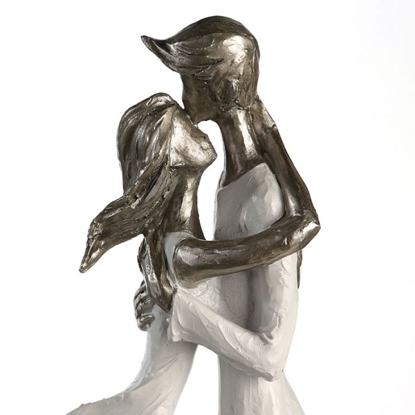 Skulptur "Hold me" weiss/silberfarbig Poly 32 cm Gilde