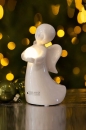 Deko Figur Engel Laila mit Kugel LED weiß - creme 14,5 cm und 16,0 cm